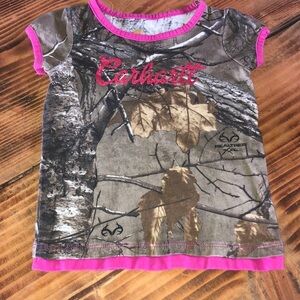 Toddler carhartt camo and pink shirt hunting shirt hunting buddy size 18M top‌